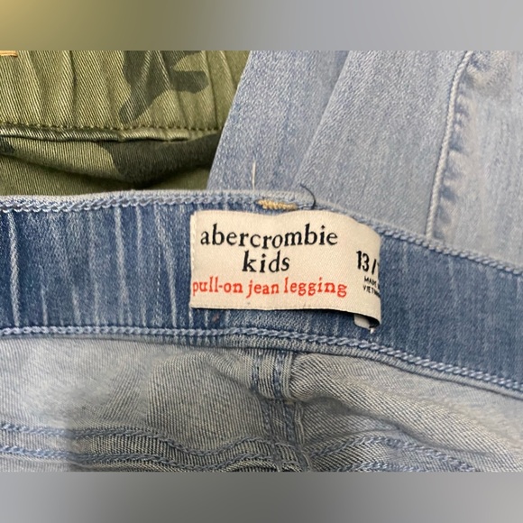 Bundle of 4 Abercrombie kids (girl) jeans size 13/14 - Picture 2 of 3